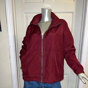 Size 16-18 Lightweight jacket w/ hidden hood, zipper front and zipper pockets
